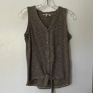 Rose & Olive White and Green Tie Front Tank Top